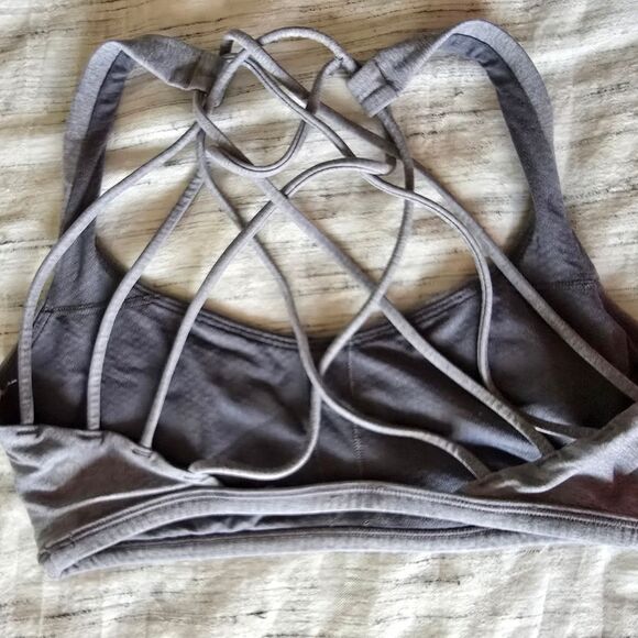 lululemon athletica Gray Crisscross Sports Bra - Picture 2 of 3